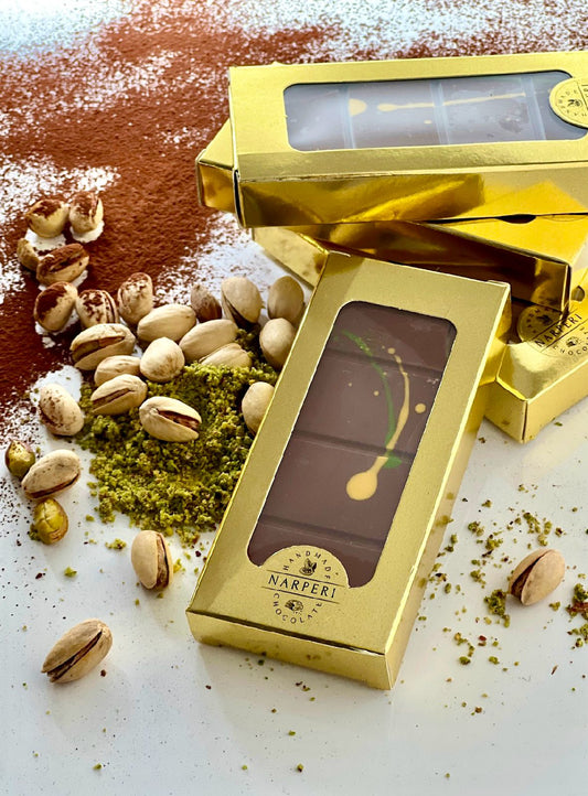 Narperi Dubai Chocolate Bar 3.5 oz Handmade with Premium Pistachio Cream, Finest Belgian Milk Chocolate and Crispy Kunafah
