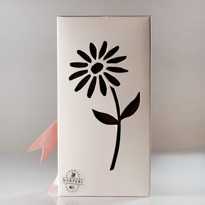 Narperi Dubai Chocolate Bar 7 oz Handmade with Premium Pistachio Cream, Finest Belgian Milk Chocolate and Crispy Kunafah - PERFECT FOR MOTHER'S DAY